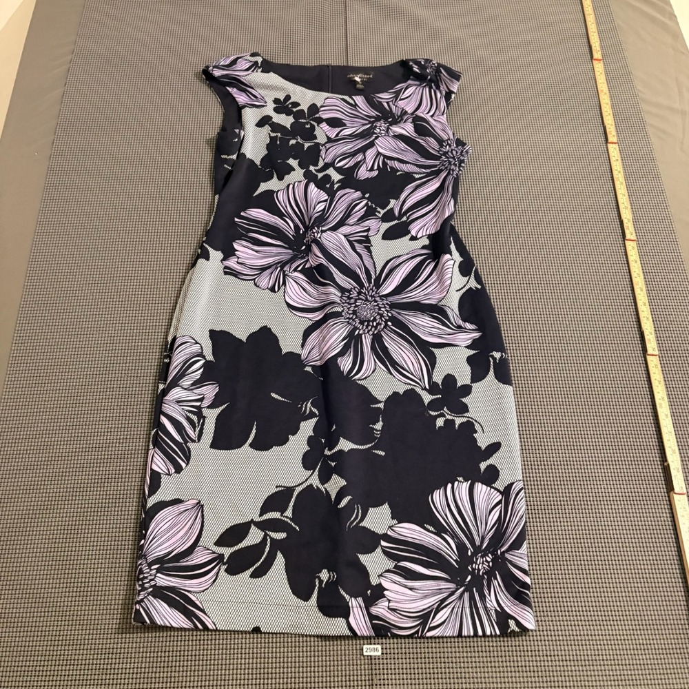 Connected Apparel Women 10 Navy Blue Lavender Floral Sleeveless Sheath Dress